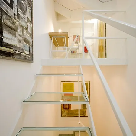 Lombardini 8 Appartement